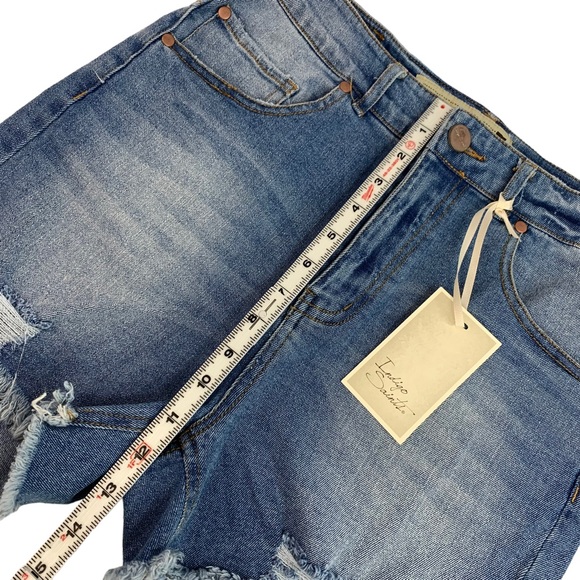 Indigo Saint Premium Denim Women’s Shorts Size 4, Waist 27 - Picture 9 of 9